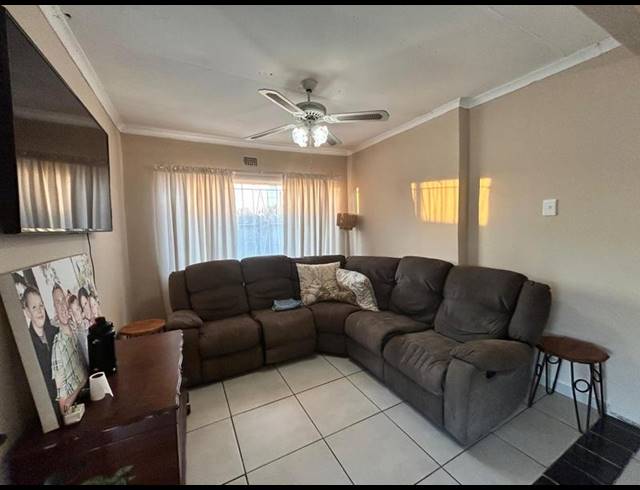 4 BEDROOM HOUSE FOR SALE IN DAL FOUCHE